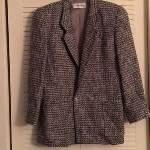 🔥Sale🔥 Black and white Liz Claiborne Blazer.EUC